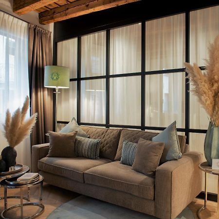 Elegance Room - Aparta & Suite - Automatized Apartment Bassano del Grappa Bagian luar foto