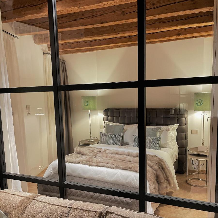 Elegance Room - Aparta & Suite - Automatized Apartment Bassano del Grappa Bagian luar foto