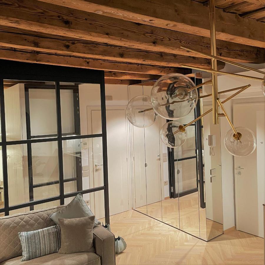 Elegance Room - Aparta & Suite - Automatized Apartment Bassano del Grappa Bagian luar foto